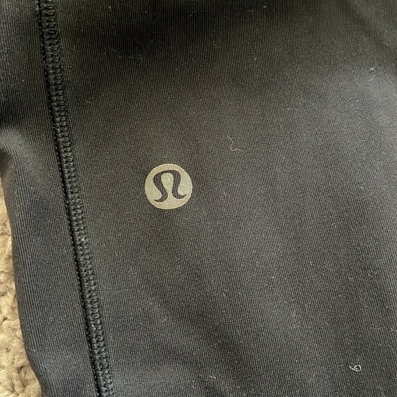 Lululemon Mid-Rise Pant with pockets 28” - Picture 6 of 7